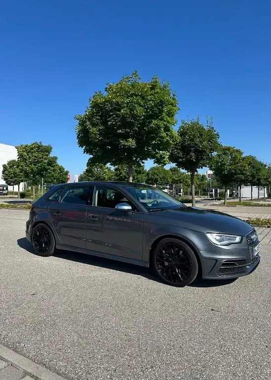 Gebraucht Audi S3 Sport 300 PS (220 kW) 2013 Grau Limousine