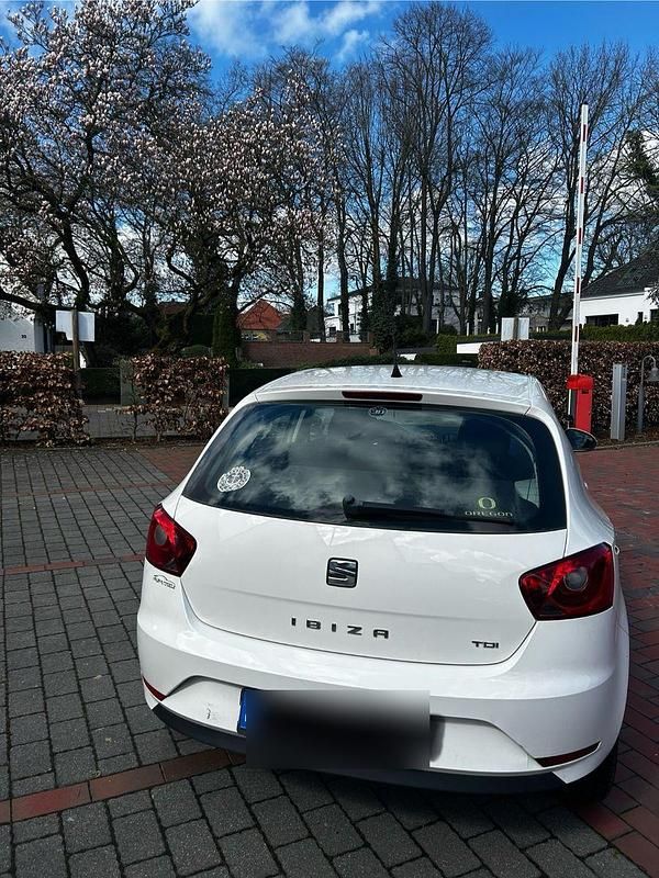 Gebraucht Seat Ibiza Style 105 PS (77 kW) 2014 Weiß Kleinwagen