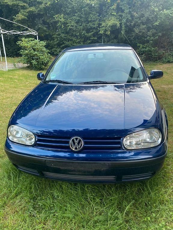 Blau Gebraucht 2001 VW Golf IV Basis Kombi | 1.000 € (Guter Preis) - Bild 1/4
