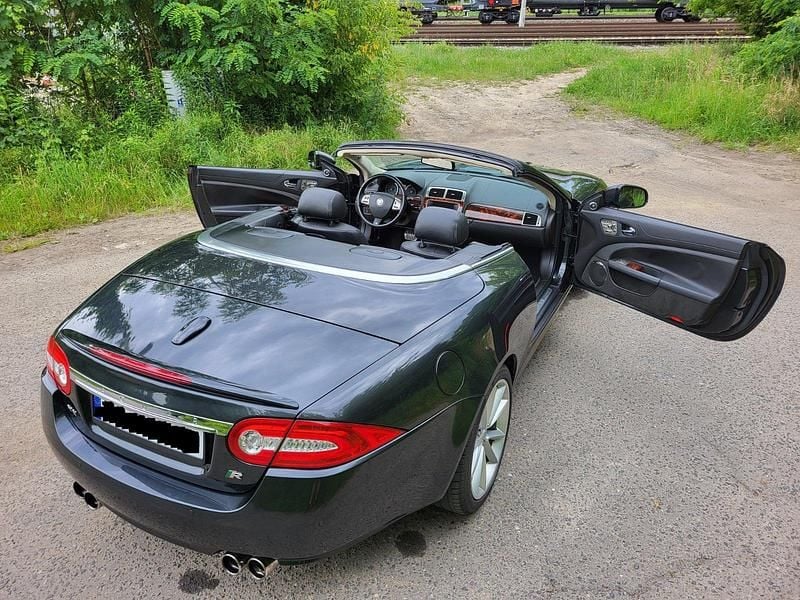 Gebraucht Jaguar XKR Supercharged 510 PS (375 kW) 2010 Grau Cabrio