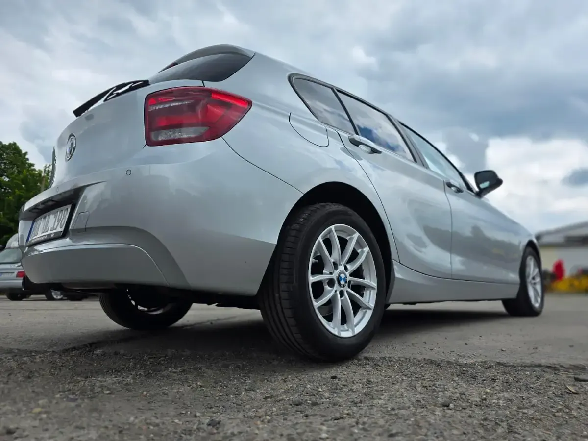 Gebraucht BMW 116 136 PS (100 kW) 2015 Silber Kleinwagen