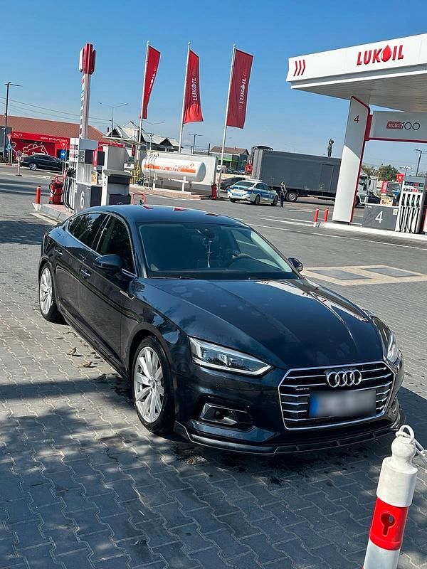 Gebraucht Audi A5 Sportback 218 PS (160 kW) 2018 Blau Kleinwagen