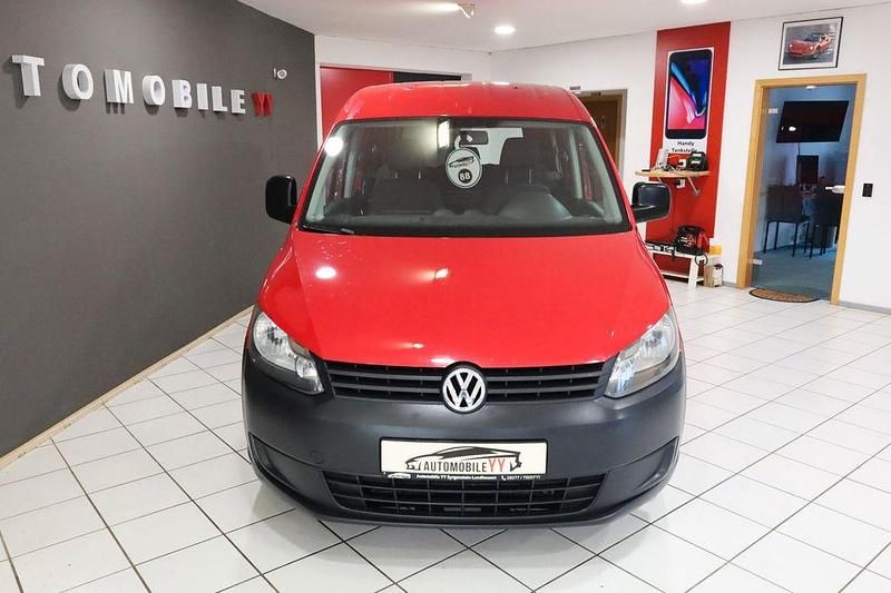 Gebraucht VW Caddy Startline 102 PS (75 kW) 2011 Rot Van / Kleinbus