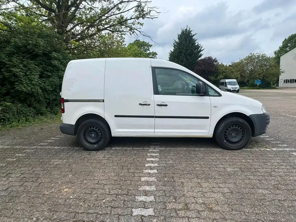Gebraucht VW Caddy 69 PS (50 kW) 2004 Weiß Van / Kleinbus