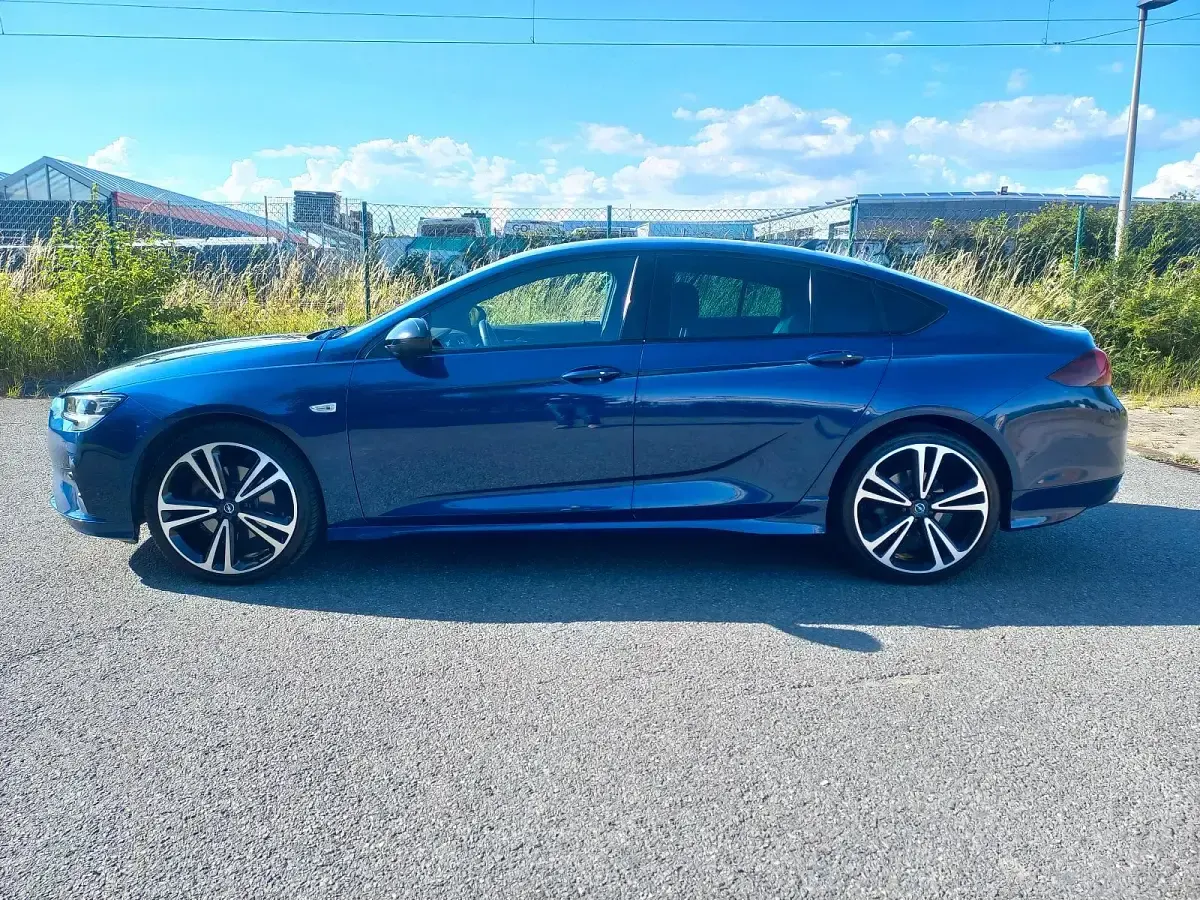 Gebraucht Opel Insignia GS Line 174 PS (127 kW) 2022 Blau Limousine