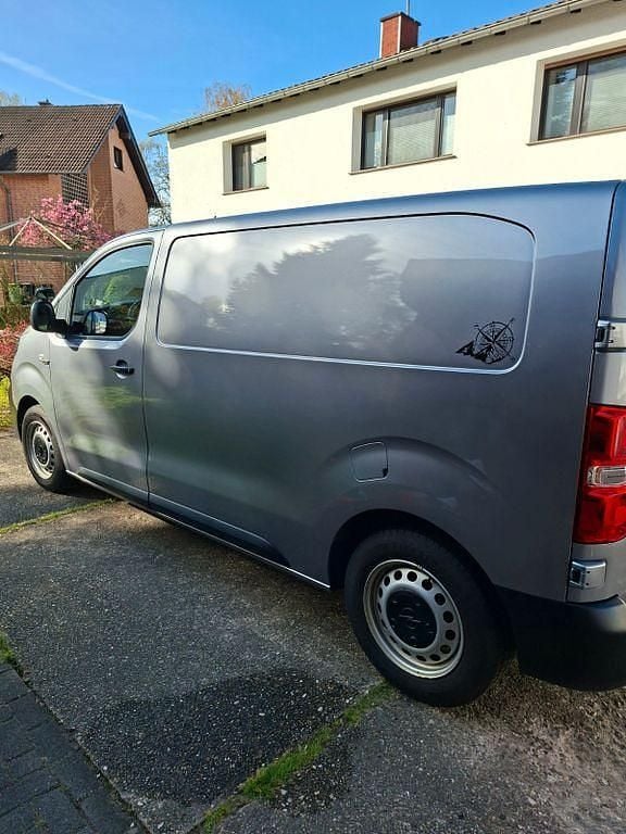 Gebraucht Opel Vivaro 102 PS (75 kW) 2024 Grau Van / Kleinbus