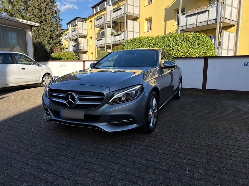 Gebraucht Mercedes C250 Avantgarde 204 PS (150 kW) 2014 Grau Limousine