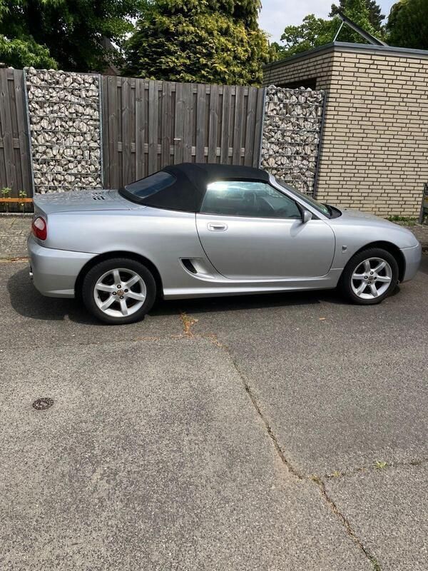 Silber Gebraucht 2003 MG TF Cabrio | 3.850 € - Bild 1/4