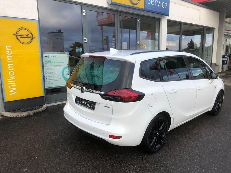 Gebraucht Opel Zafira Active 140 PS (102 kW) 2016 Weiß Van / Kleinbus