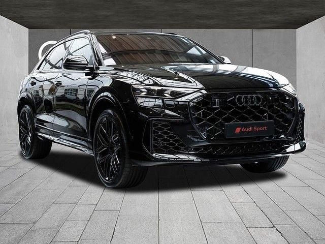 Neu Audi RS Q8 Performance 640 PS (470 kW) 2025 Mythosschwarz metallic SUV