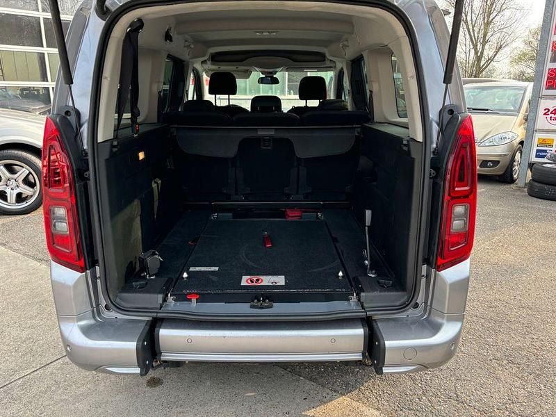 Gebraucht Opel Combo Elegance 131 PS (96 kW) 2021 Grau Van / Kleinbus