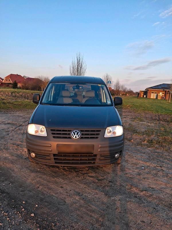 Second-hand VW Caddy 102 CP (75 kW) 2009 Gri Monovolum