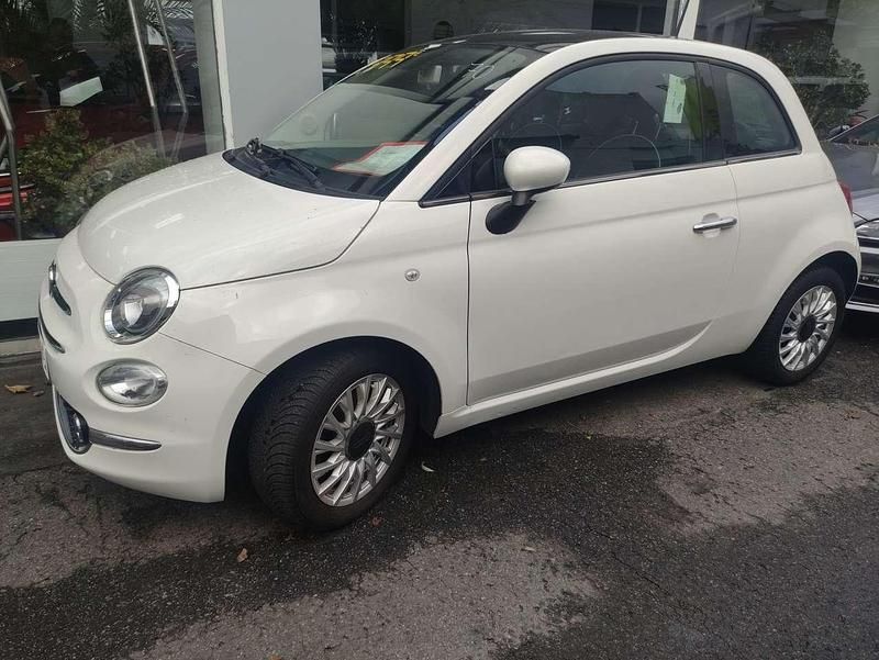 Colore esterno (gelato weiss) Gebraucht 2018 Fiat 500 Lounge Kleinwagen | 9.999 € (Fairer Preis) - Bild 1/4