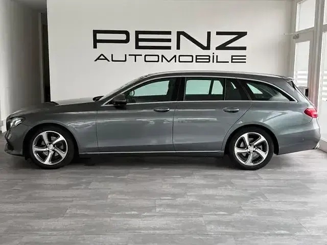 Gebraucht Mercedes E200 184 PS (135 kW) 2016 Grau Kombi