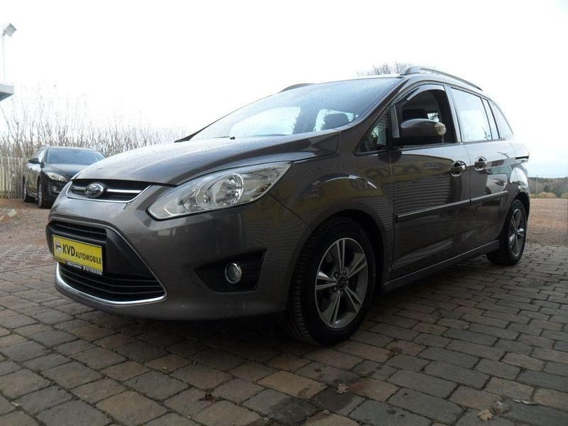 Gebraucht Ford Grand C-Max SYNC Edition 125 PS (91 kW) 2014 Braun Van / Kleinbus