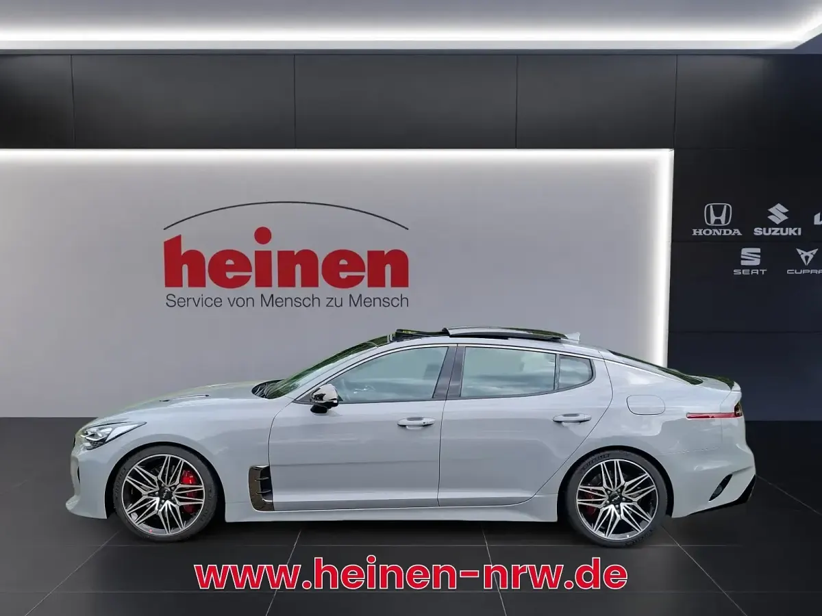 Gebraucht Kia Stinger GT 366 PS (269 kW) 2023 Silber Kleinwagen