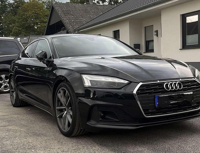 Gebraucht Audi A5 Ambiente 190 PS (139 kW) 2020 Schwarz Coupé