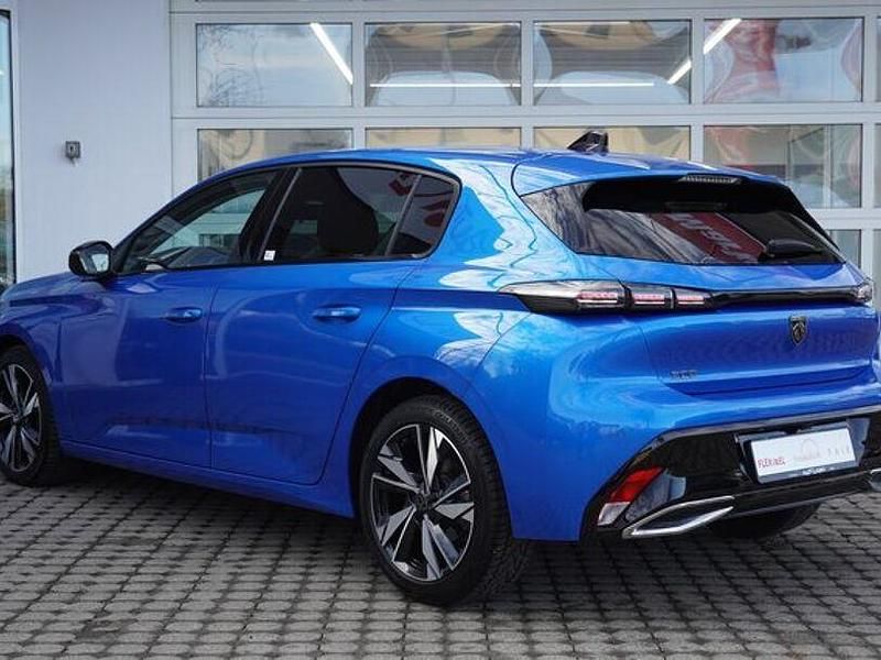 Gebraucht Peugeot 308 131 PS (96 kW) 2023 Celebesblaumet. Limousine