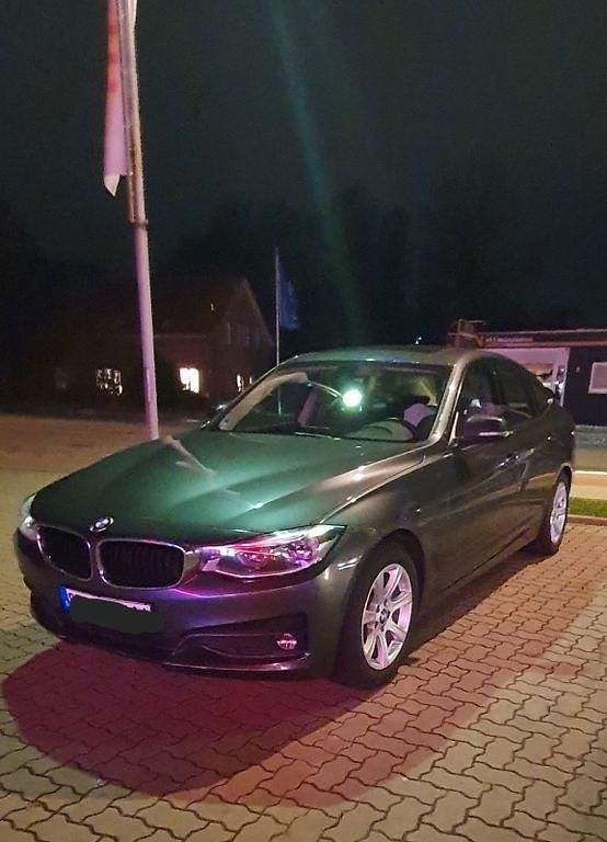 Gebraucht 2017 BMW 318 Gran Turismo Advantage Limousine | 13.750 € (Superpreis) - Bild 1/4