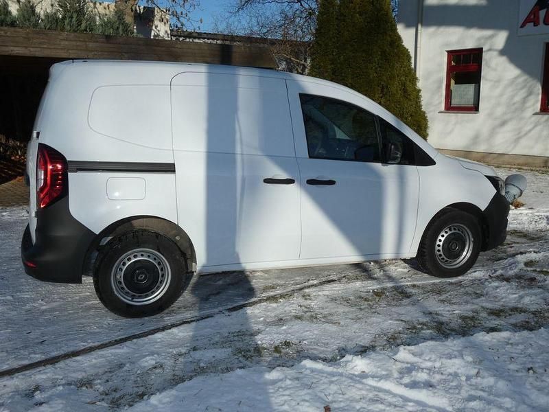 Gebraucht Renault Kangoo 95 PS (69 kW) 2024 Weiß Van / Kleinbus