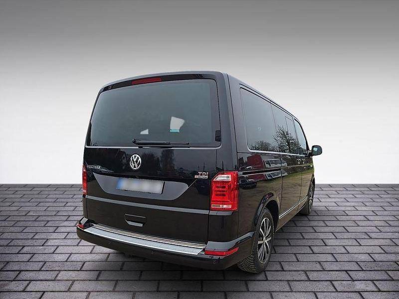 Second-hand VW Multivan Generation Six 204 CP (150 kW) 2016 Negru Monovolum
