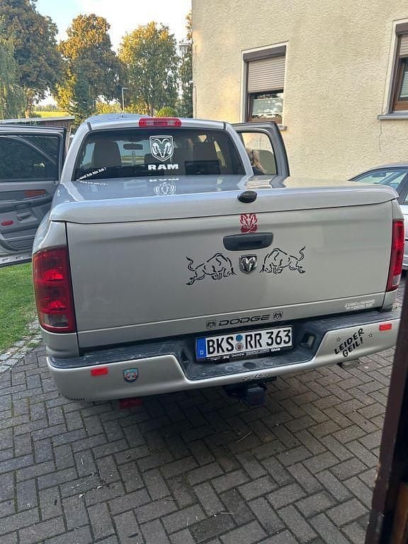 Second-hand Dodge Ram 345 CP (253 kW) 2006 Pickup