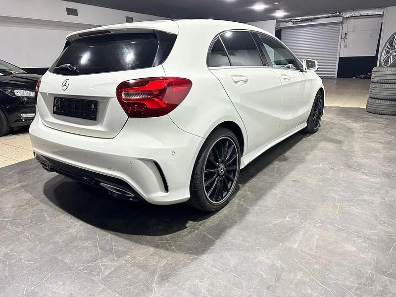 Gebraucht Mercedes A250 AMG line 211 PS (155 kW) 2017 Weiß Kleinwagen