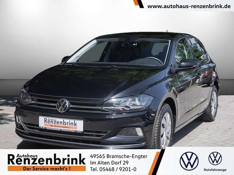 Deep black perleffekt Gebraucht 2021 VW Polo Comfortline Limousine | 19.290 € (Etwas zu teuer) - Bild 1/4