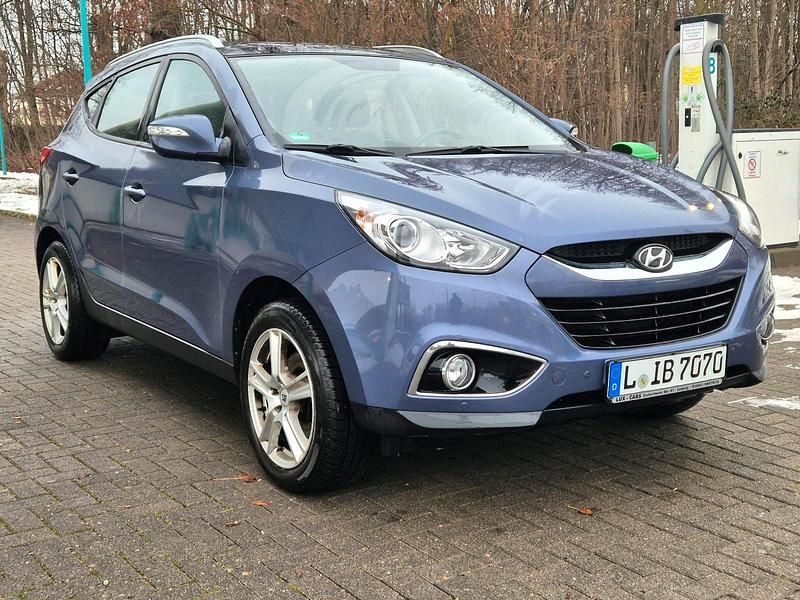 Gebraucht Hyundai Tucson 165 PS (121 kW) 2011 Violet SUV