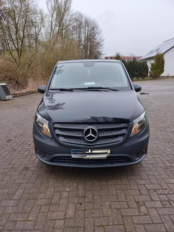 Gebraucht Mercedes Vito 163 PS (119 kW) 2016 Schwarz Van