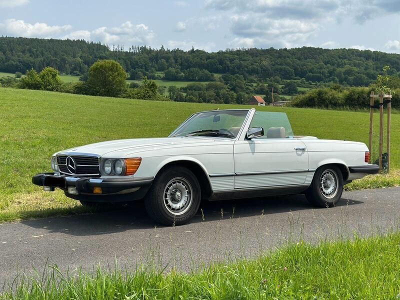 Weiß Gebraucht 1982 Mercedes SL380 Cabrio | 17.500 € - Bild 1/4