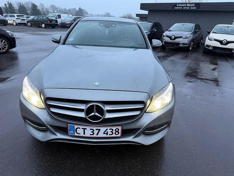 Gebraucht Mercedes C220 170 PS (125 kW) 2014 Silber Limousine