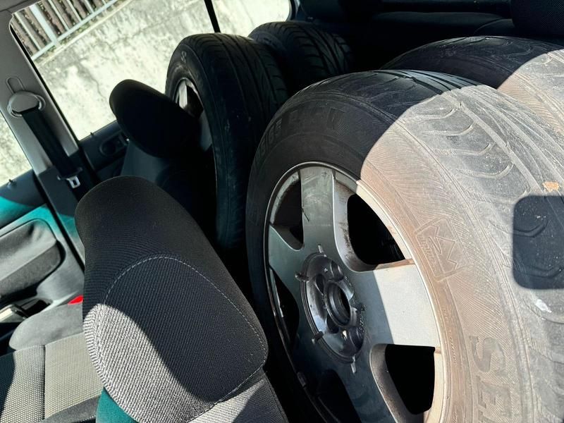 Gebraucht VW Golf IV 125 PS (91 kW) 2004 Silber Kleinwagen