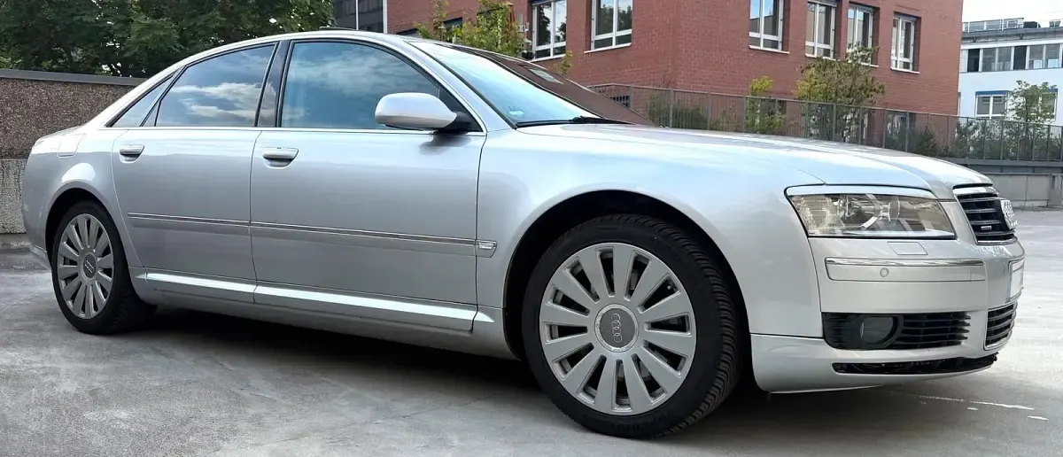 Gebraucht Audi A8 275 PS (202 kW) 2004 Silber Limousine