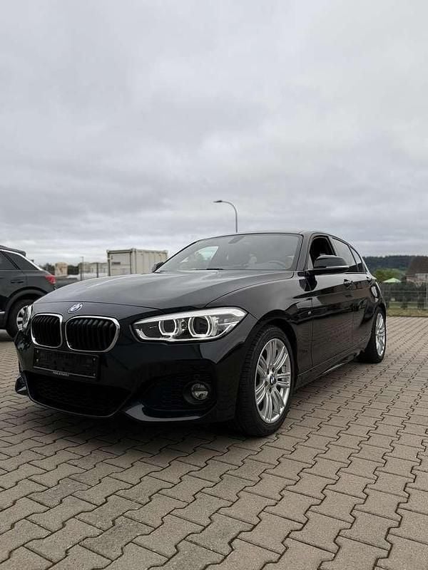 Schwarz Gebraucht 2017 BMW 120 M Sport Kleinwagen | 18.900 € (Fairer Preis) - Bild 1/4