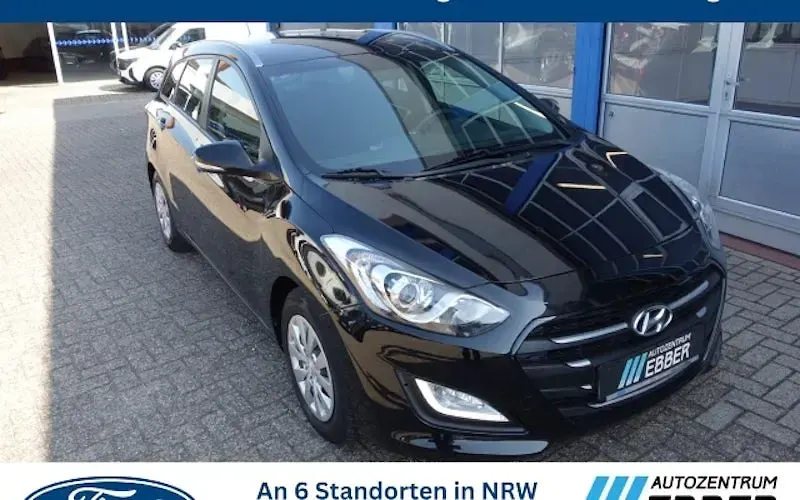 Gebraucht Hyundai i30 Trend 110 PS (80 kW) 2017 Kombi