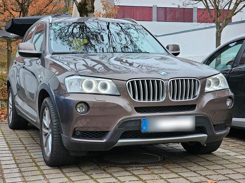 Braun Gebraucht 2011 BMW X3 xLine SUV | 13.900 € (Teuer) - Bild 1/4