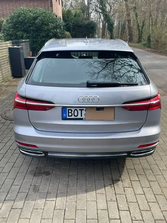 Gebraucht Audi A6 Sport 204 PS (150 kW) 2021 Silber Kombi