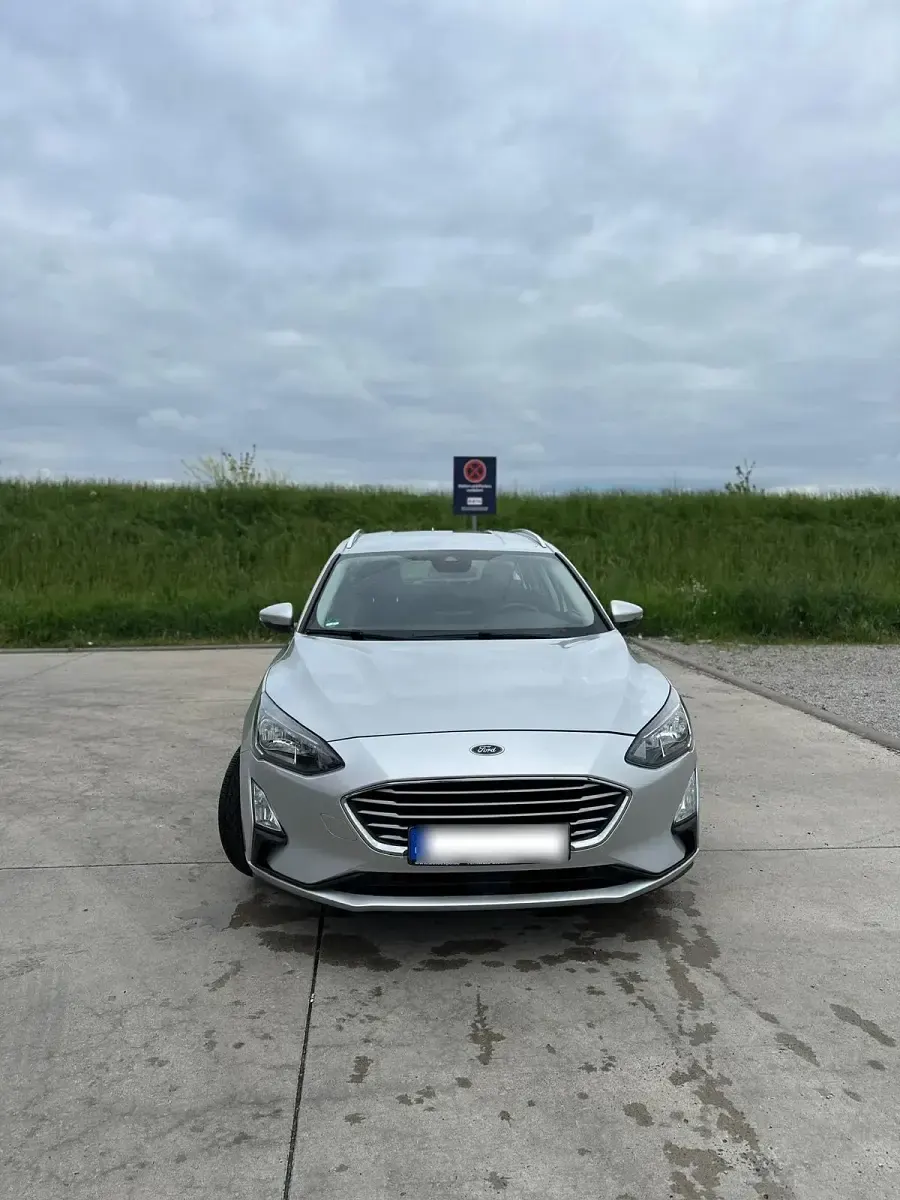 Gebraucht Ford Focus 120 PS (88 kW) 2020 Silber Kombi