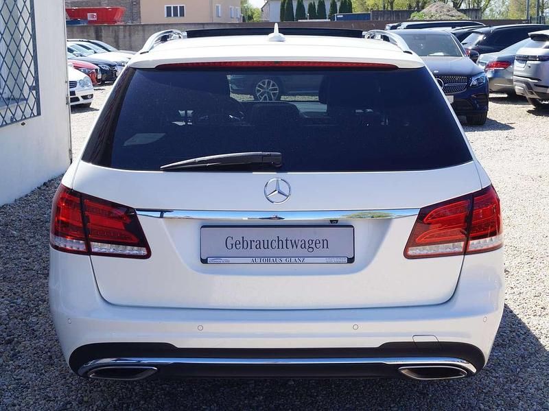 Gebraucht Mercedes E350 AMG 258 PS (189 kW) 2016 Diamantweiss Kombi