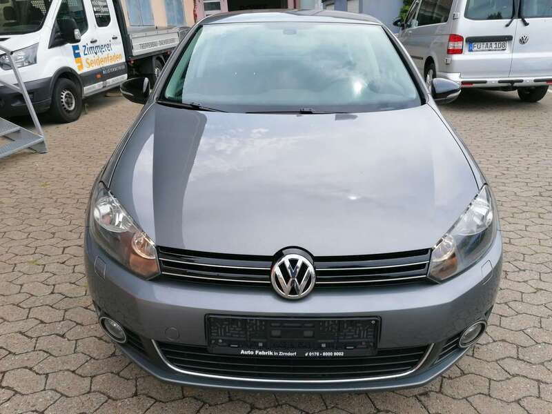 Grau Gebraucht 2011 VW Golf VI Style Limousine | 4.550 € (Guter Preis) - Bild 1/4