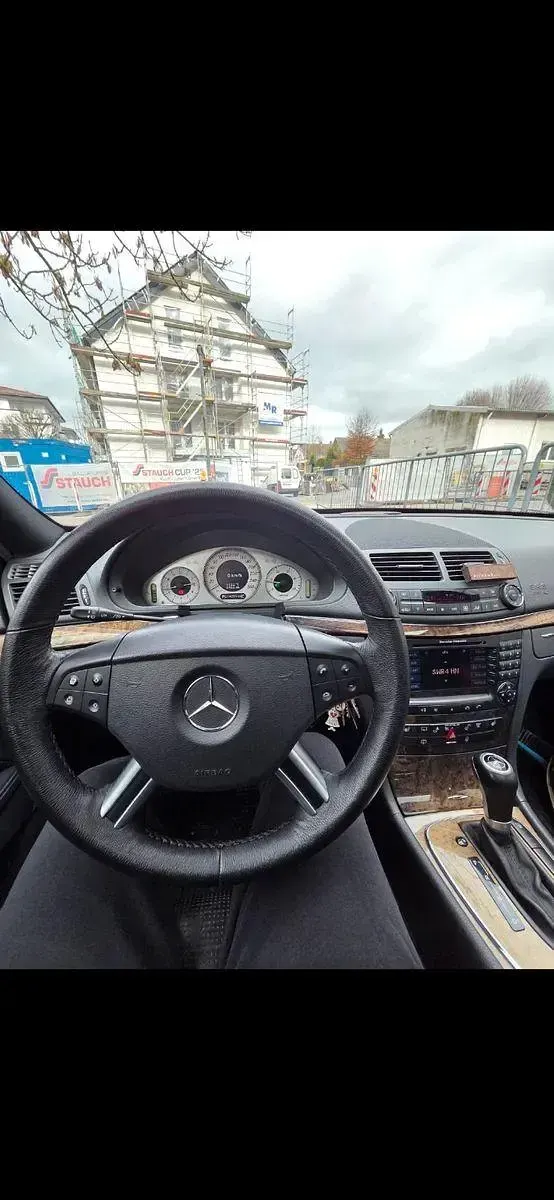 Gebraucht Mercedes E270 Avantgarde 177 PS (130 kW) 2004 Grau Kombi