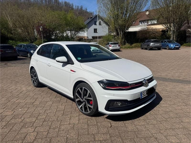 Weiß Gebraucht 2019 VW Polo Beats Kleinwagen | 18.590 € (Fairer Preis) - Bild 1/4