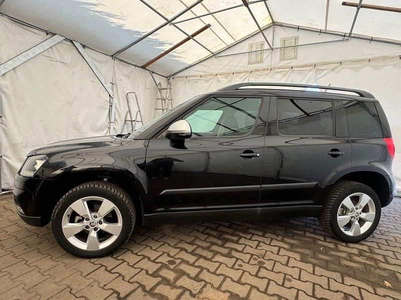 Gebraucht Skoda Yeti Ambition 125 PS (91 kW) 2016 Schwarz SUV