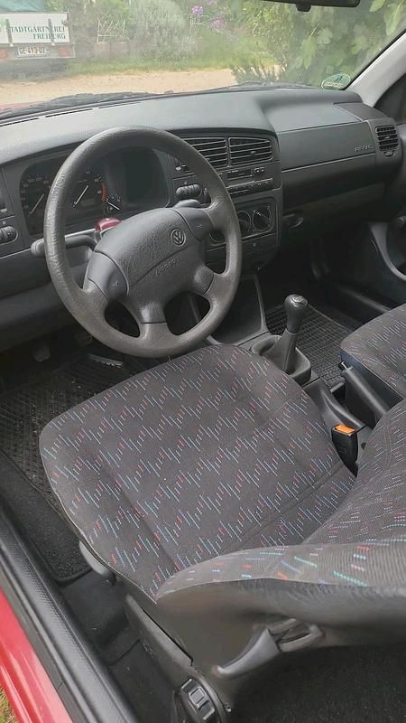 Gebraucht VW Golf III 60 PS (44 kW) 1996 Rot Kleinwagen