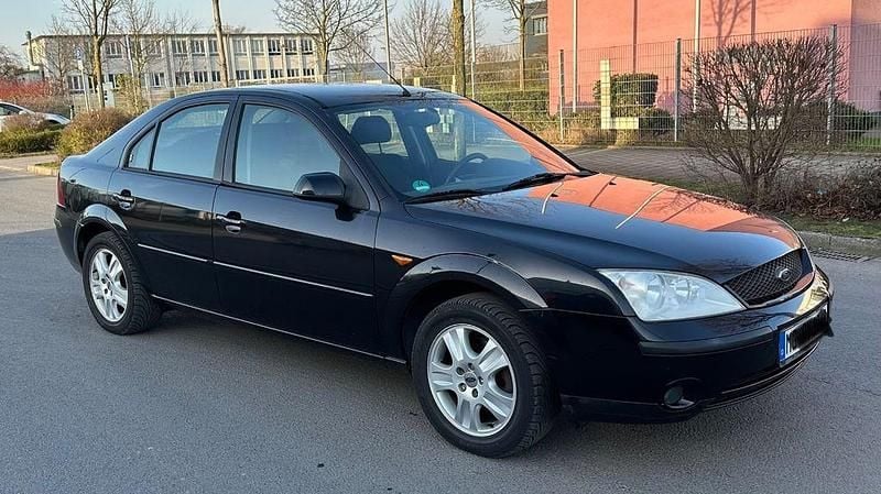 Gebraucht Ford Mondeo Ghia 145 PS (106 kW) 2002 Schwarz Limousine