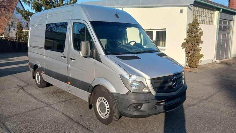 Gebraucht Mercedes Sprinter 143 PS (105 kW) 2018 Silber Van