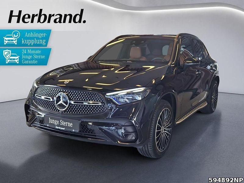 Gebraucht Mercedes GLC400d AMG 381 PS (280 kW) 2024 Metalliclack obsidianschwarz m SUV