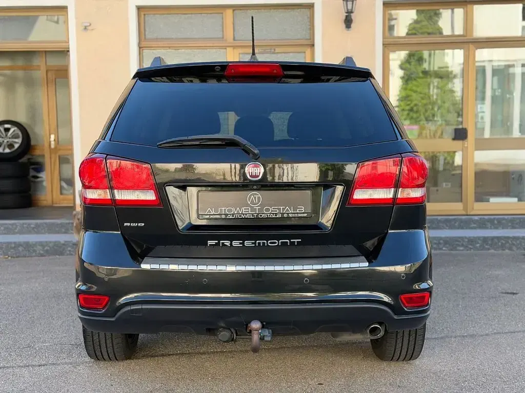 Gebraucht Fiat Freemont 170 PS (125 kW) 2014 Schwarz SUV