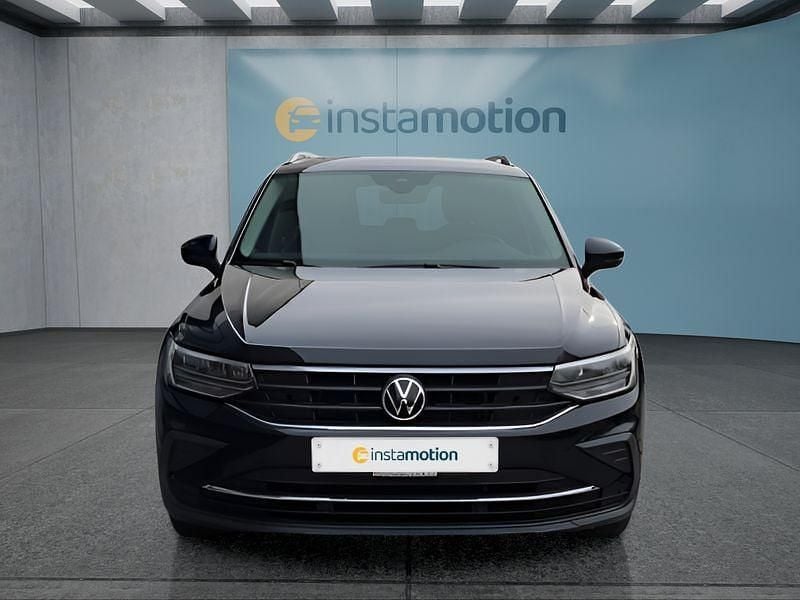Gebraucht VW Tiguan 150 PS (110 kW) 2021 Schwarz SUV